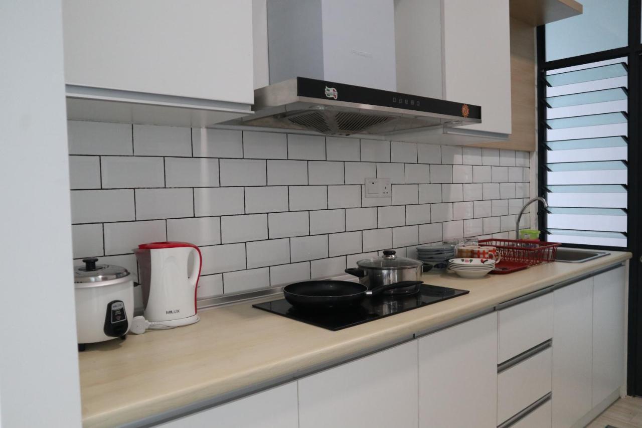 Zen66 @ Roxy Serviced Apartment كوشنج المظهر الخارجي الصورة