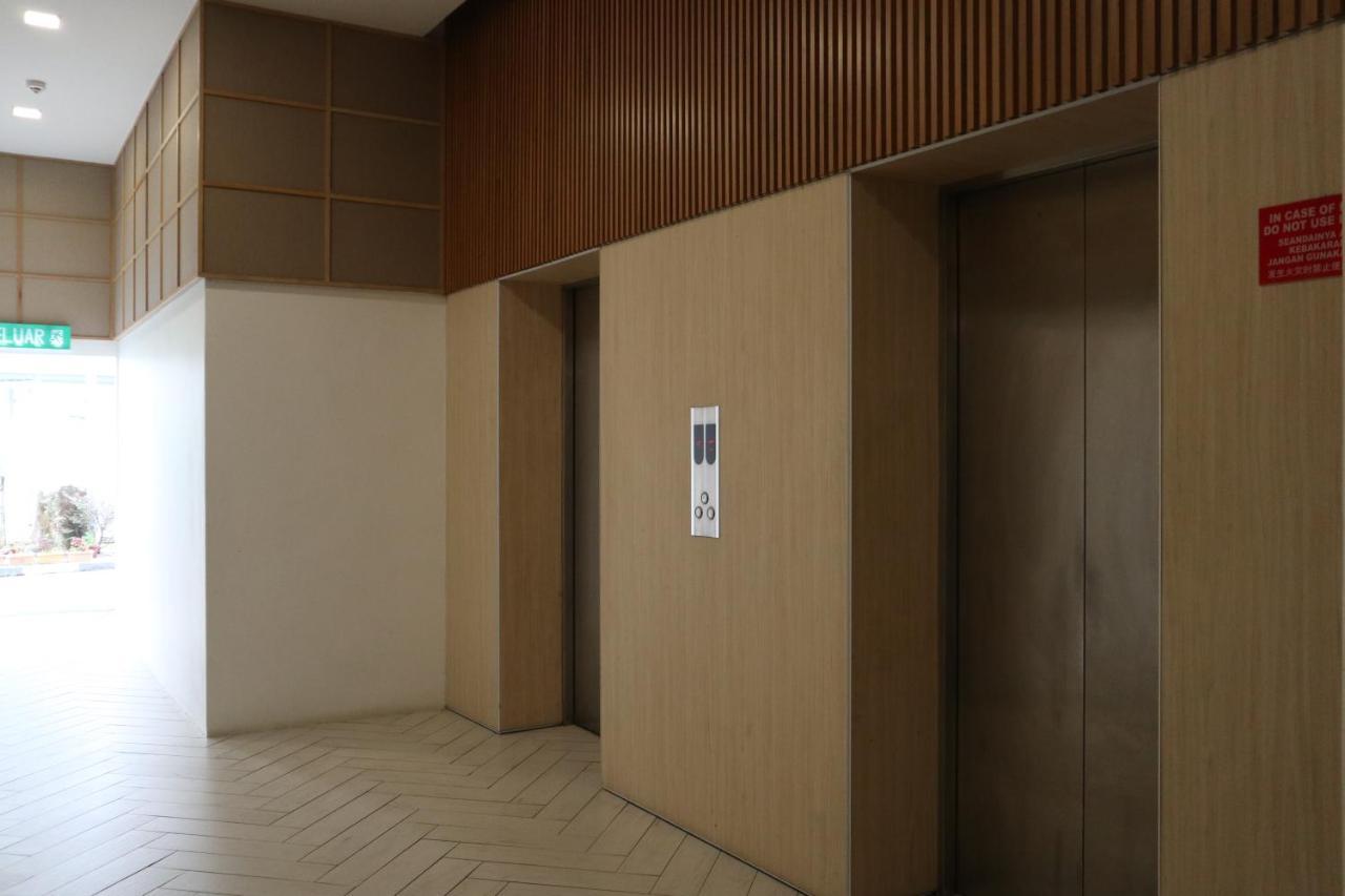 Zen66 @ Roxy Serviced Apartment كوشنج المظهر الخارجي الصورة
